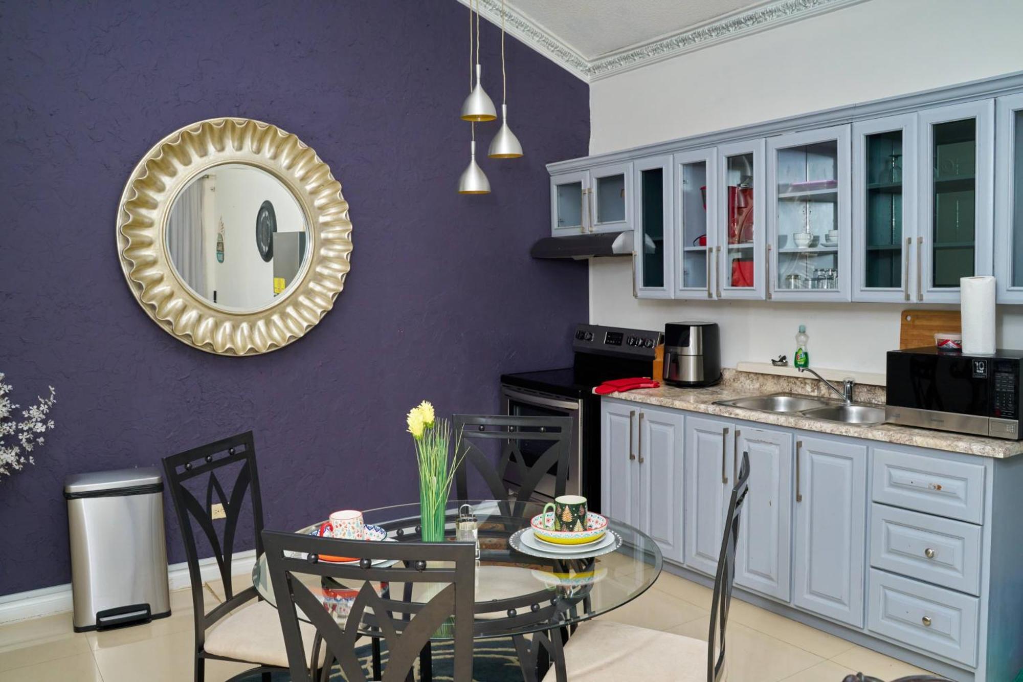 Caribbean Estates, 10 Mins From The Beach, Beautiful Gated Community Portmore Esterno foto